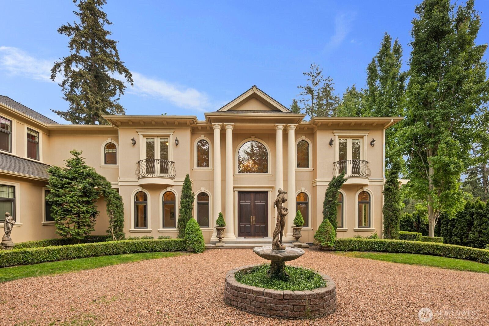 Property Photo: 2010 222nd Avenue SE WA 98075