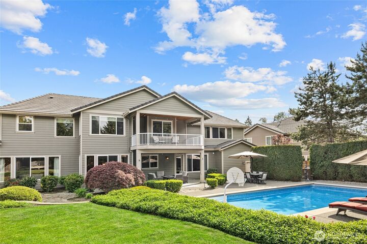 Property Photo:  11810 SE 290th Place  WA 98092 