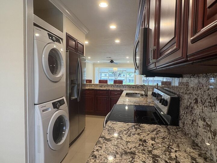 Property Photo: 1441 NW 19th Terrace 201 FL 33445