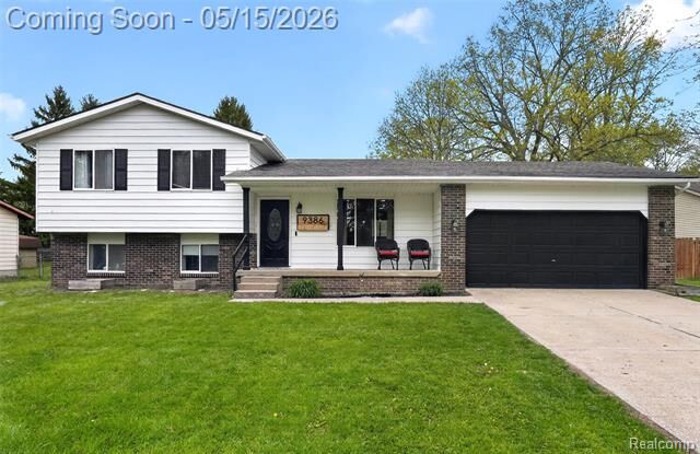 Property Photo:  9386 Woodside Trail  MI 48473 