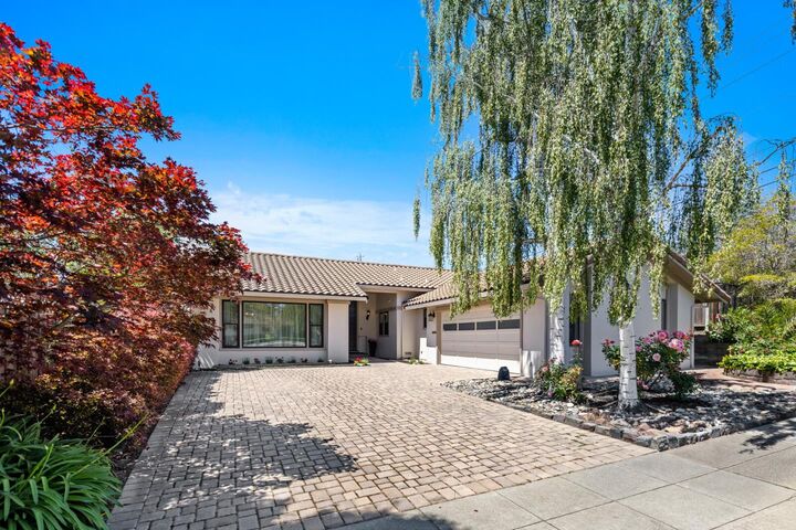 Property Photo: 1414 Alameda De Las Pulgas CA 94402