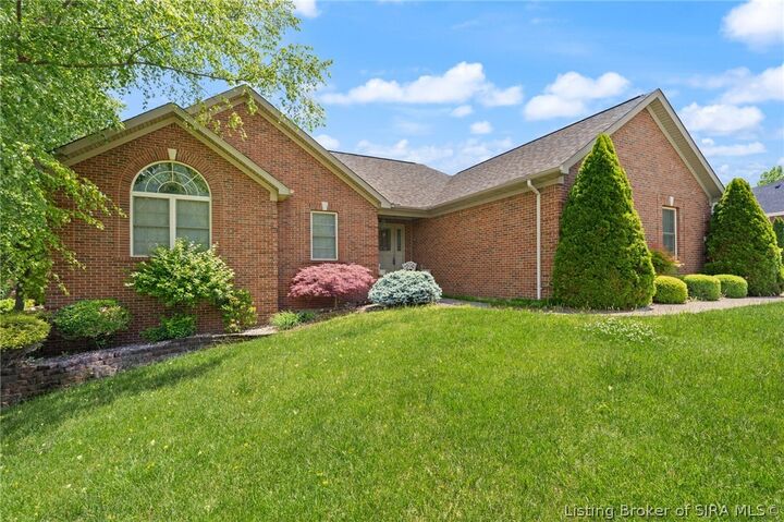 Property Photo:  306 Wooded Valley Drive  IN 47150 