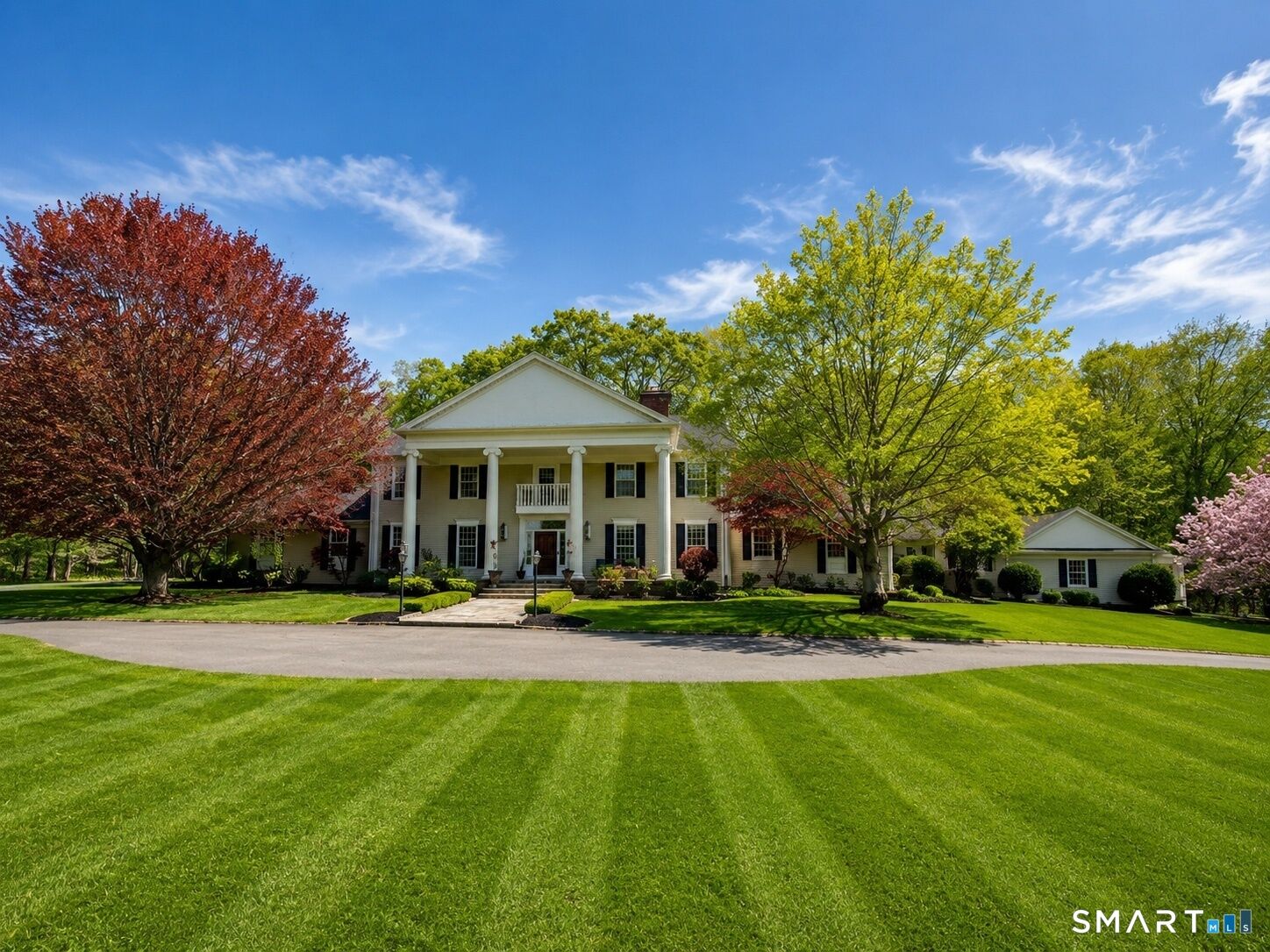 Property Photo:  625 State Street  CT 06437 