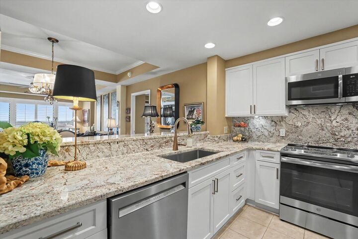 Property Photo:  121 N Monroe Street 1005  FL 32301 