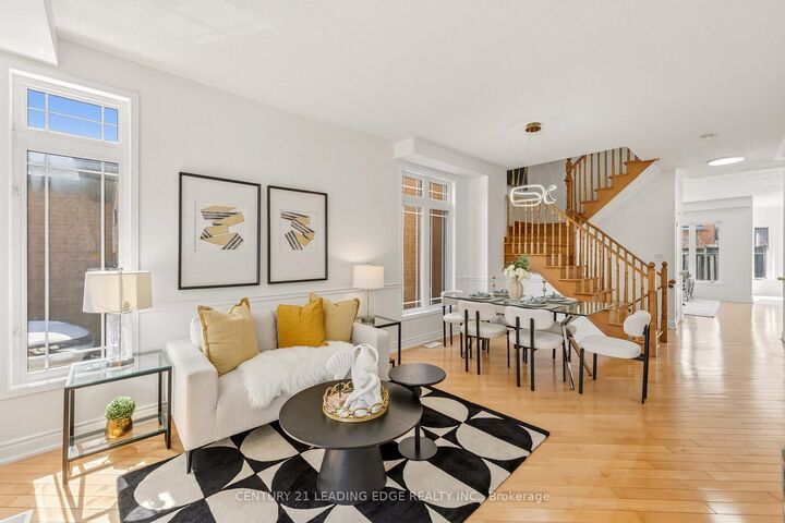 Photo de la propriété:  114 Alfred Paterson Drive  ON L6E 1L5 