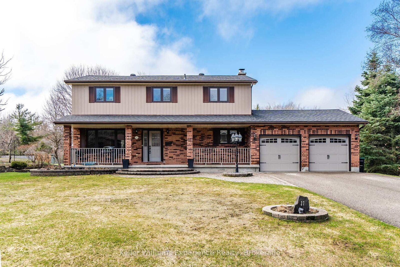 Property Photo: 27 Rosewood Avenue ON L0L 1X0