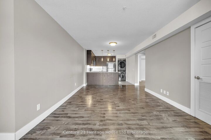 Property Photo:  34 Brock Street 201  ON N4S 1J5 