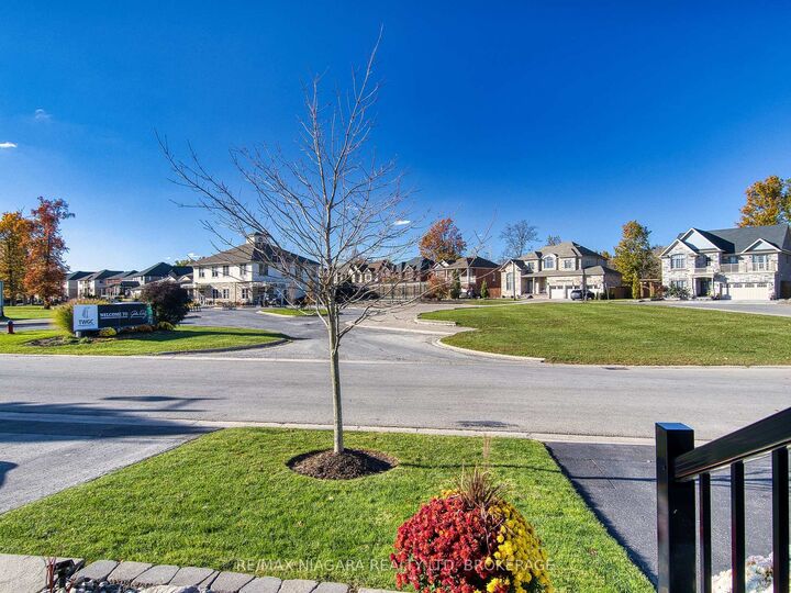 Property Photo: 7506 Clubview Lane 132 ON L2G 0A8
