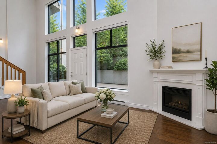 Property Photo:  820 Short St 104  BC V8X 2V6 