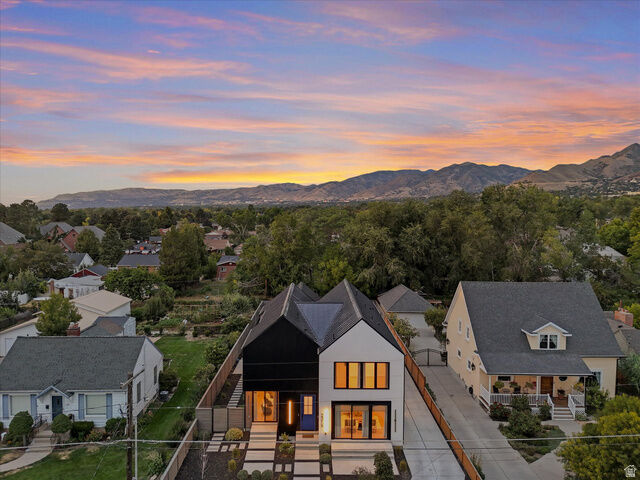 Property Photo:  2215 E 3205 S  UT 84109 