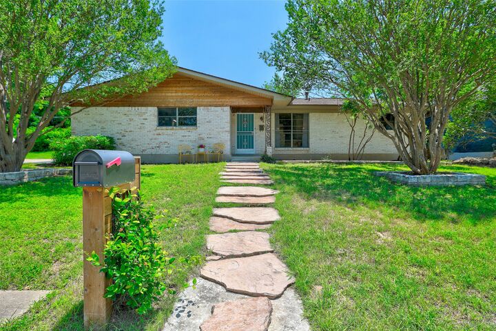 Property Photo:  4813 Broadhill Drive  TX 78723 