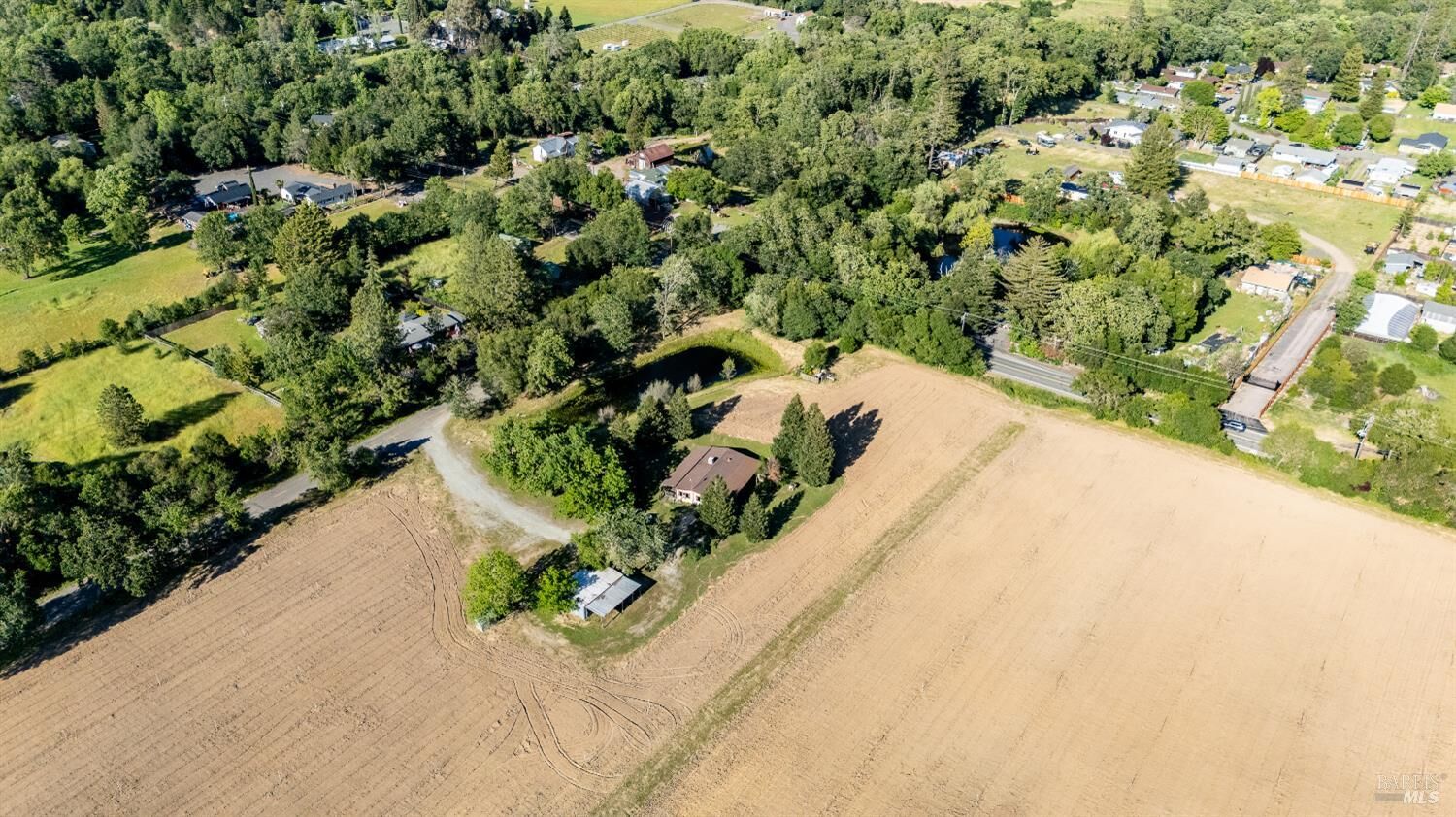 Property Photo:  948 Road N  CA 95470 