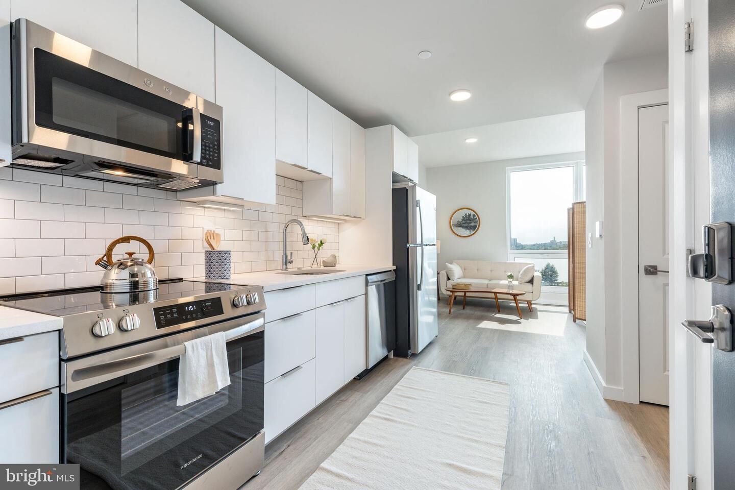 Property Photo: 1130 N Delaware Avenue 206 PA 19125