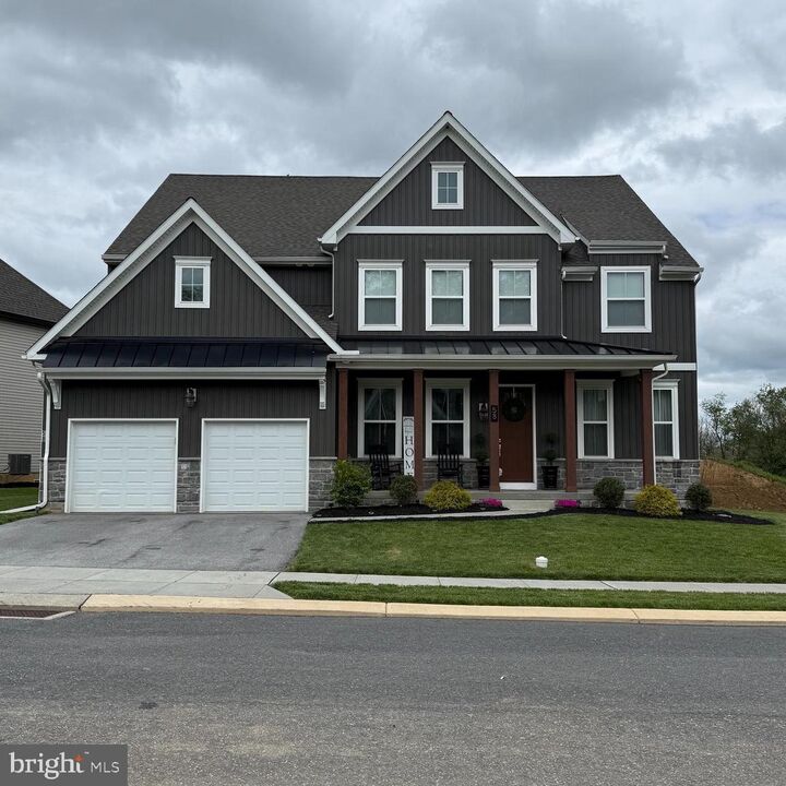 Property Photo: 58 Silver Circle PA 17050