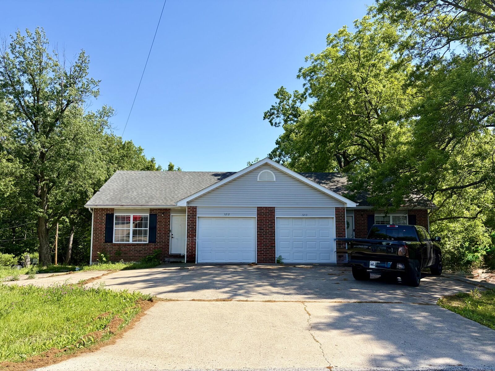 Property Photo:  3210-3212 Mexico Gravel Rd  MO 65202 
