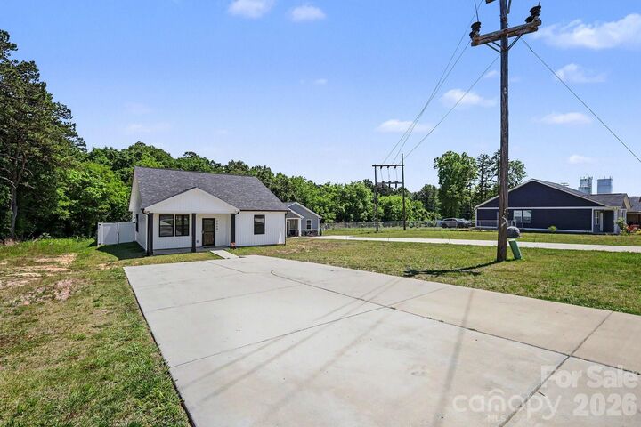 Property Photo:  2664 Meadow Street  NC 28056 