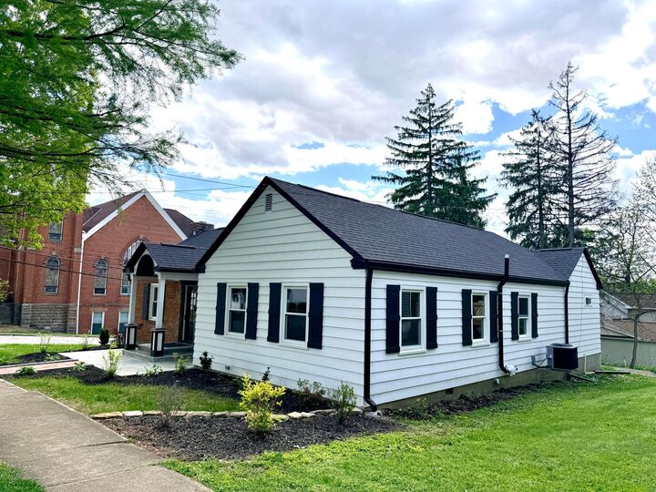 Property Photo:  69 N Cherry Street  OH 43338 