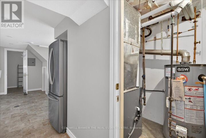 Property Photo: 117 Bolton Avenue ON L3Y 2X3