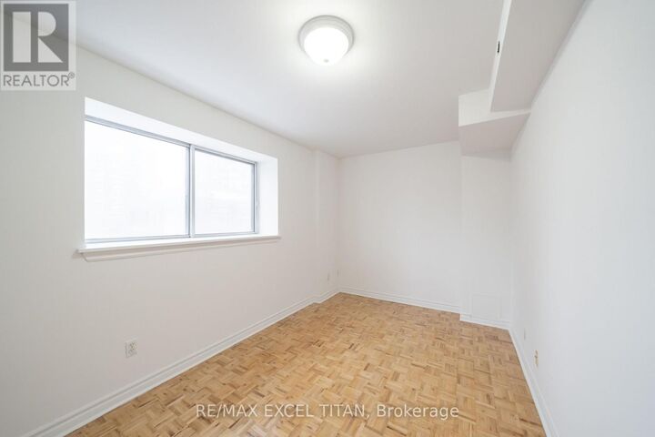 Property Photo:  1407 Dupont Street 409  ON M6H 2B1 