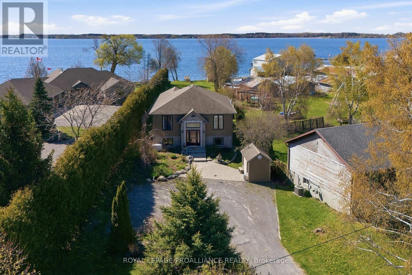 Property Photo:  31 Price Street East  ON K0K 1H0 
