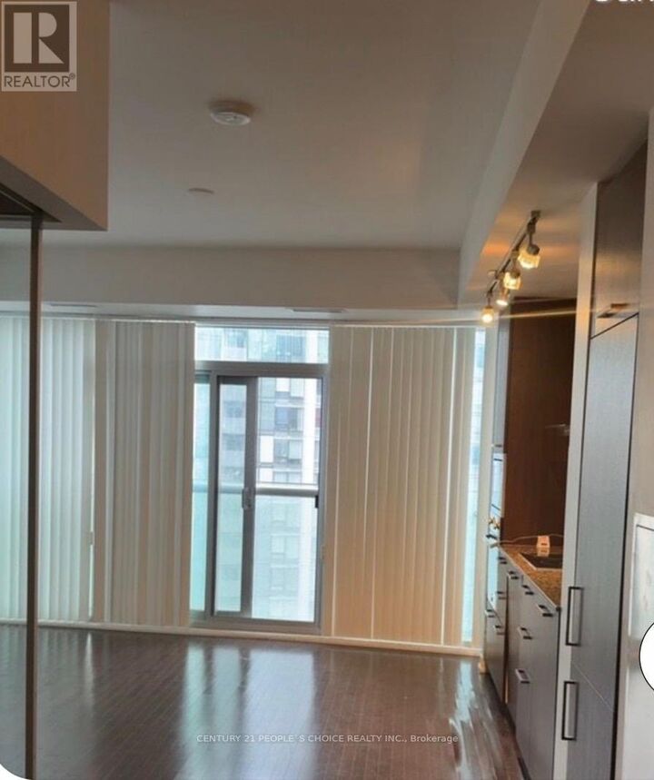 Property Photo:  14 York Street 2204  ON M5J 0A9 