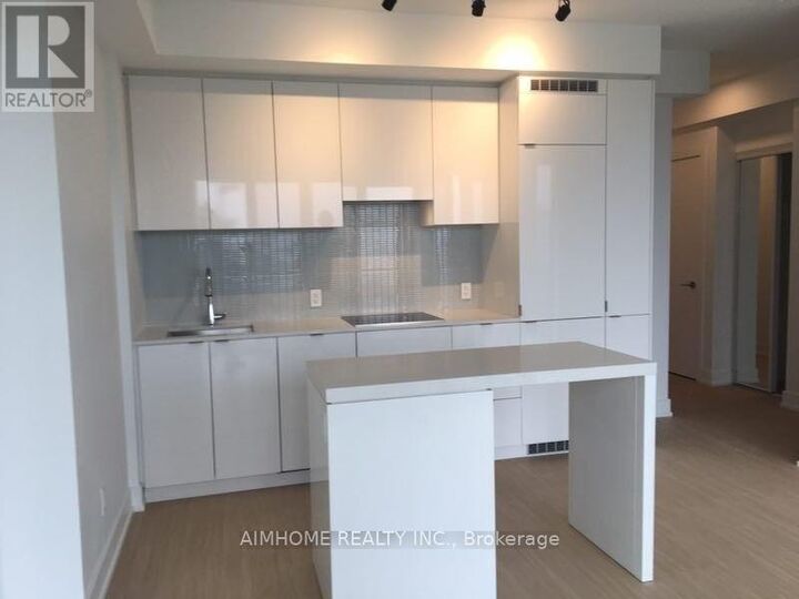 Property Photo:  7 Grenville Street 3507  ON M4Y 0E9 