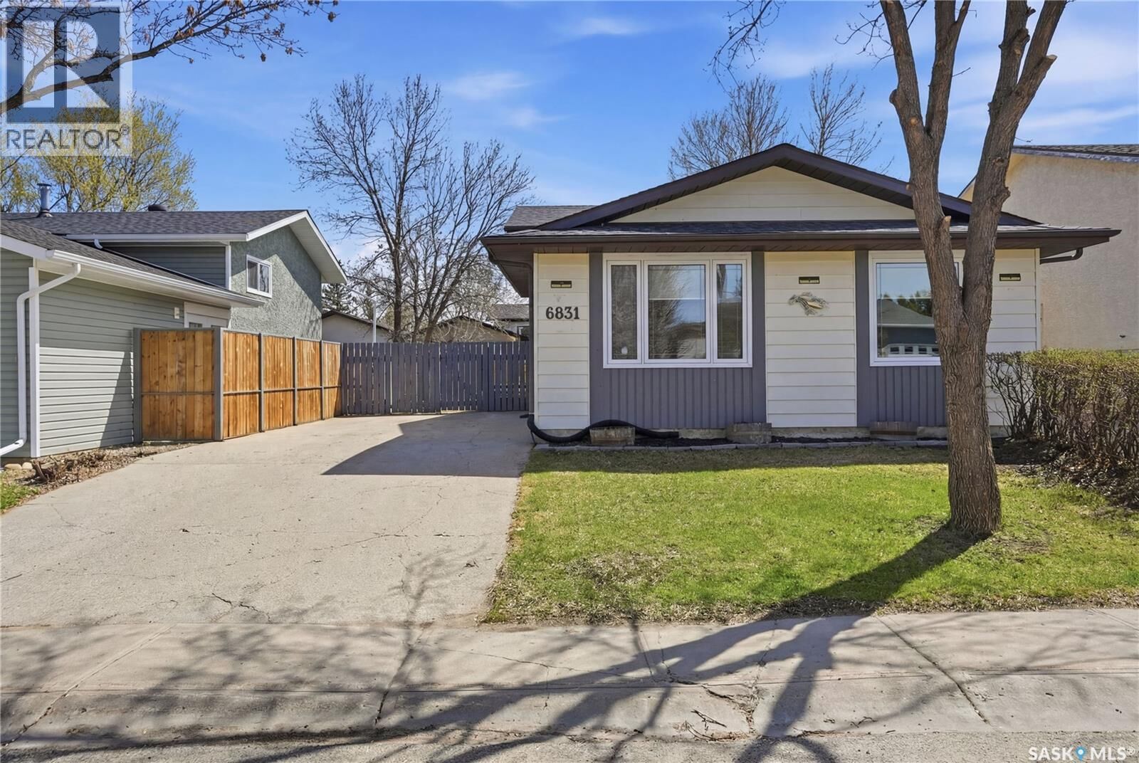 Property Photo:  6831 Whelan Drive  SK S4X 3W2 