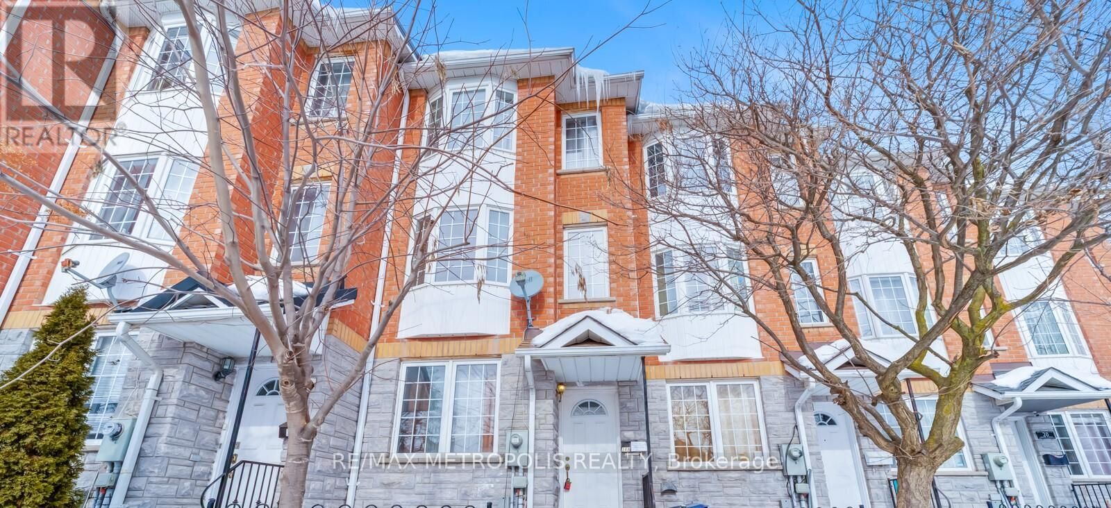 Property Photo:  16B Gower Street  ON M4B 3P5 