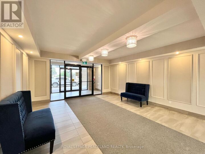 Property Photo:  481 Rupert Avenue 307  ON L4A 1T7 