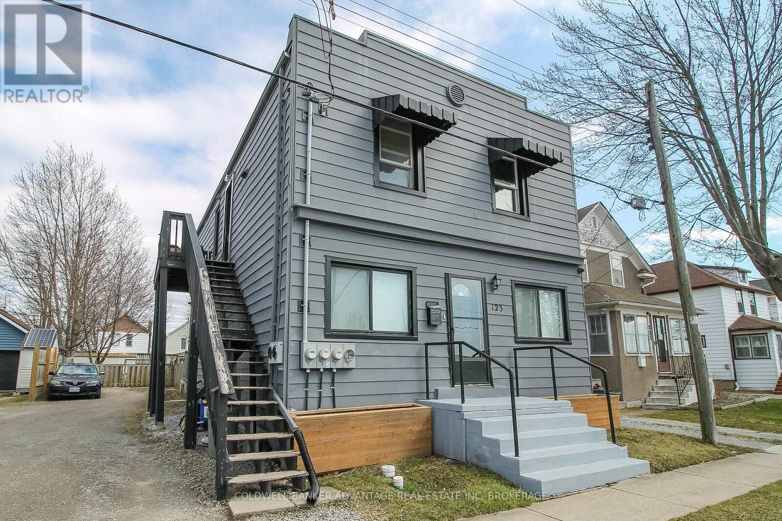 Property Photo:  123 Dain Avenue  ON L3B 3E5 