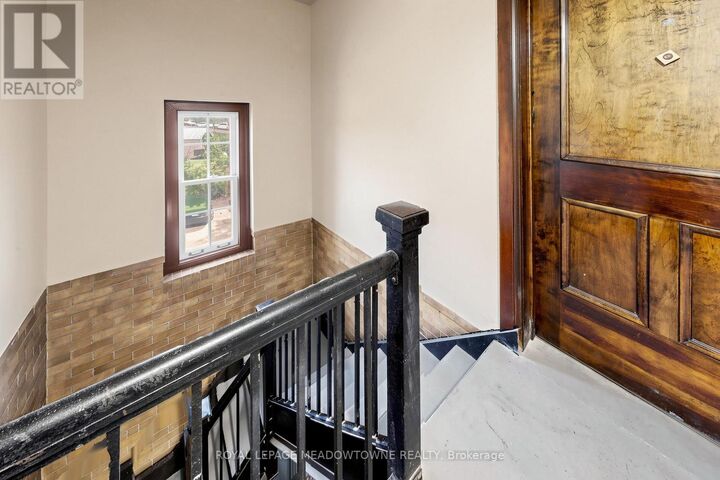 Property Photo:  70 Mill Street 1  ON L7G 2C9 