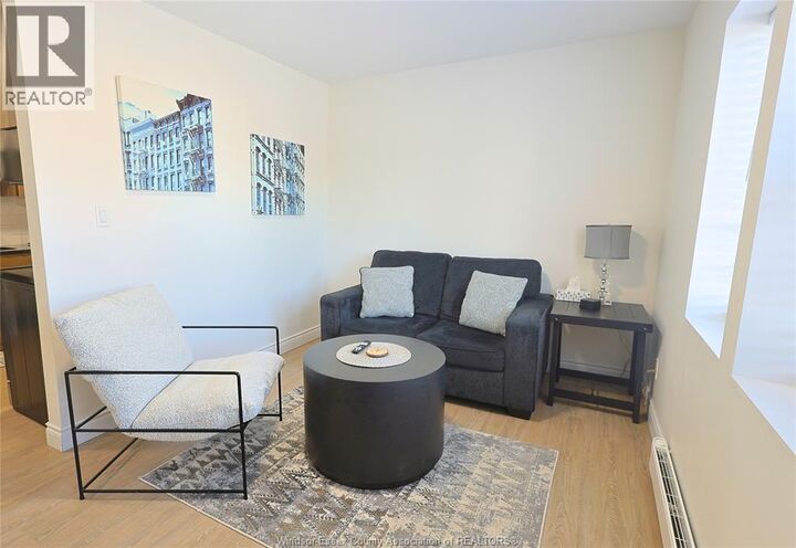 Property Photo:  808 Ottawa Street 1  ON N8X 2C6 