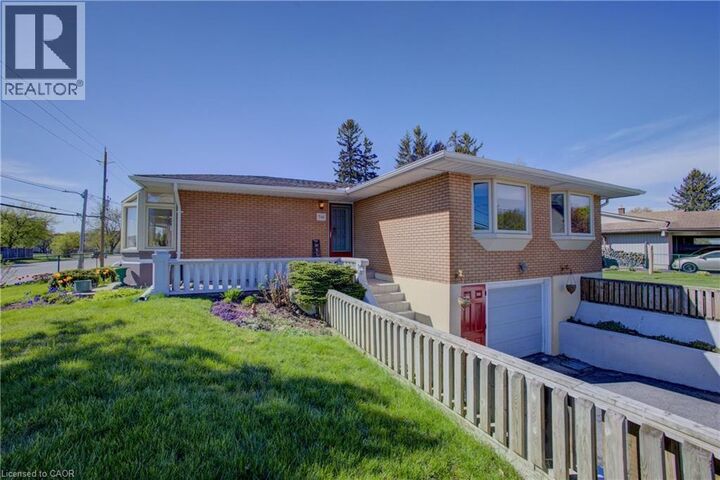 Property Photo:  766 Garden Street  ON N3H 4E6 