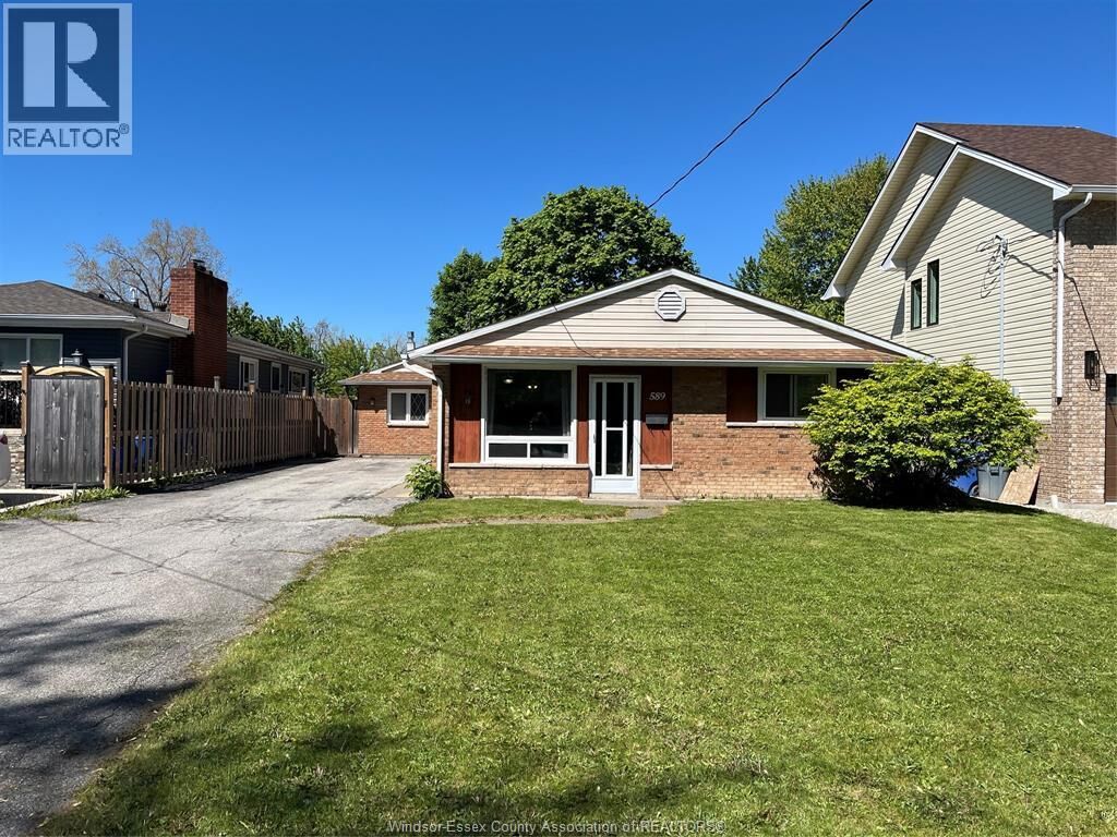 Property Photo:  589 Elinor  ON N8P 1E3 