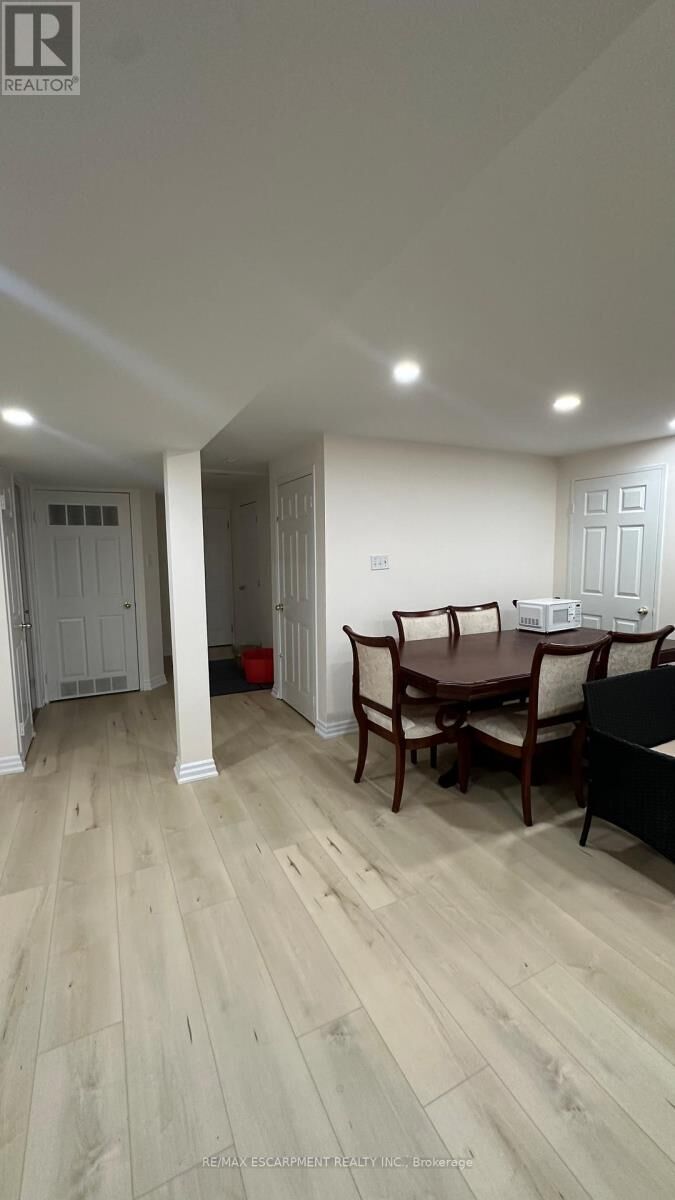 Property Photo:  5481 Wilderness Trail Basement  ON L4Z 4A5 