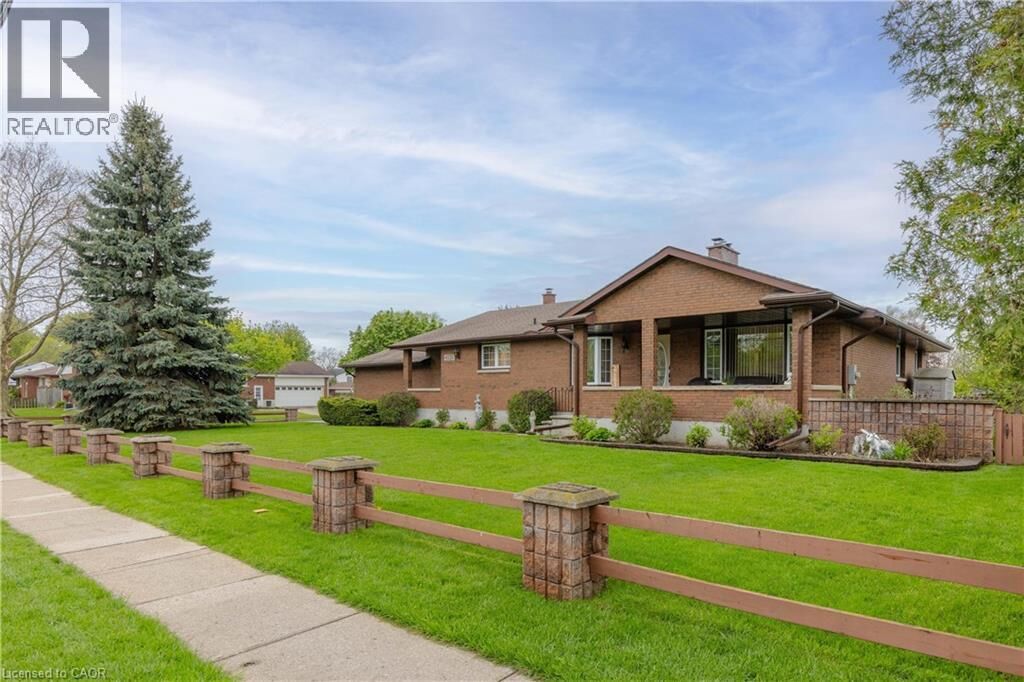 Property Photo:  4535 Dorchester Road  ON L2E 6N5 