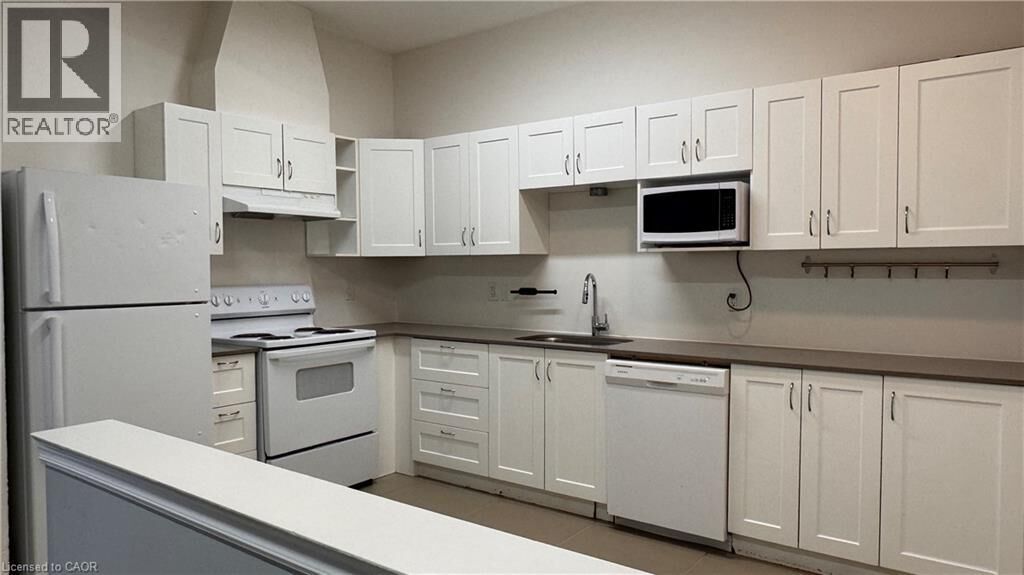 Property Photo:  58 Beverly Street 106  ON N1R 3Z7 