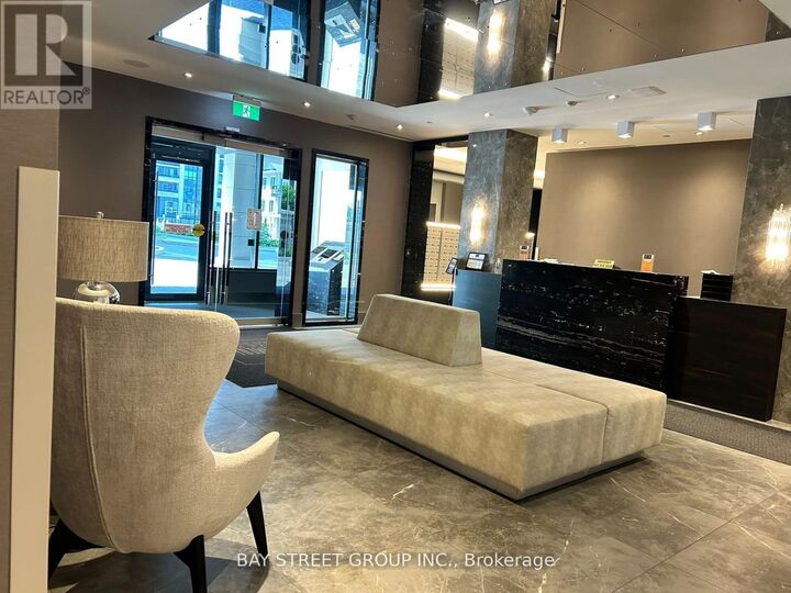Property Photo:  398 Highway 7 Street East 902  ON L4B 0G6 