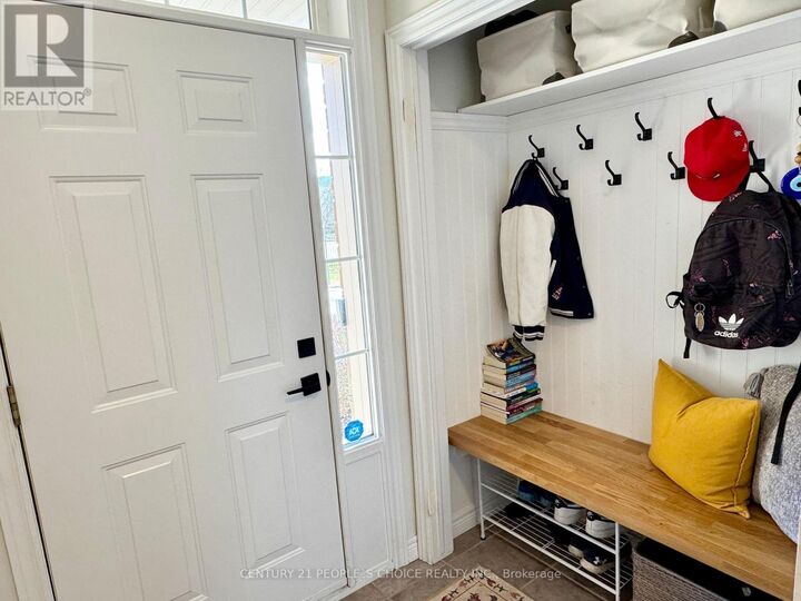 Property Photo: 5151 Upper Middle Road 4 ON L7L 7C8