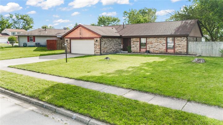 Property Photo:  7065 Woodcroft Drive  OH 45322 