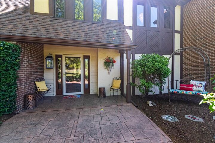 Property Photo:  5668 Mayberry Court  IL 62554 