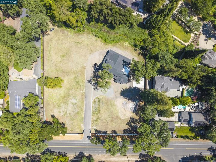 Property Photo:  824 Danville Blvd, Lot C  CA 94526 