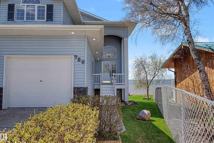 Property Photo: 720 7th Street AB T0E 1A0