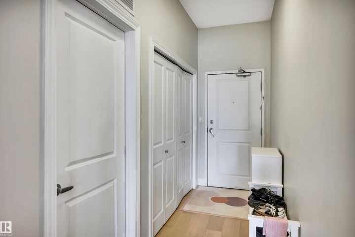 Property Photo:  9819 104 Street NW 902  AB T5K 0Y8 