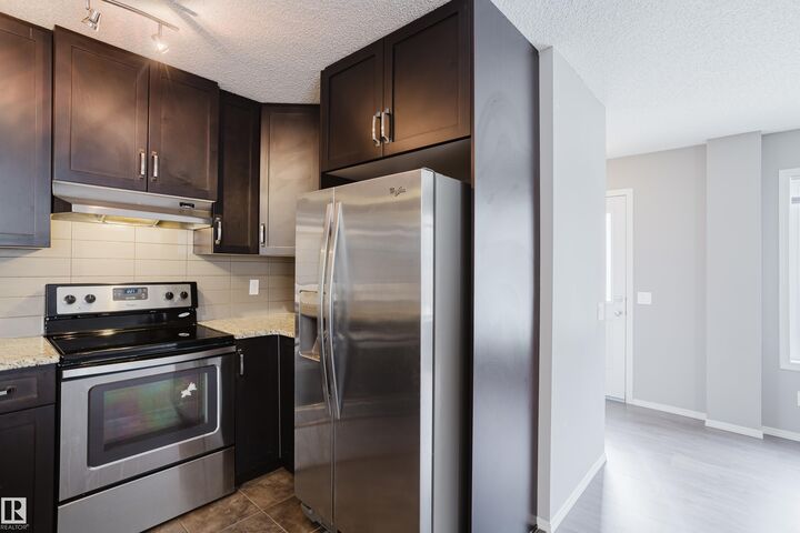 Property Photo:  14009 164 Avenue NW  AB T6V 0K6 