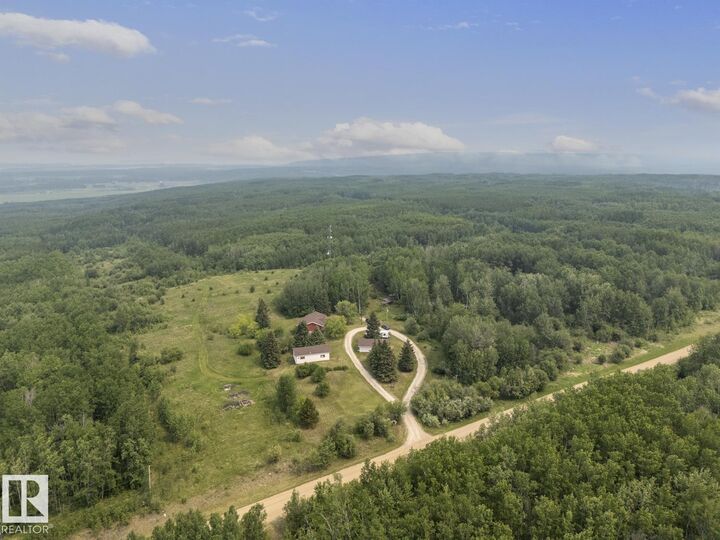 Property Photo:  41216 Township Road 624  AB T9M 1P1 