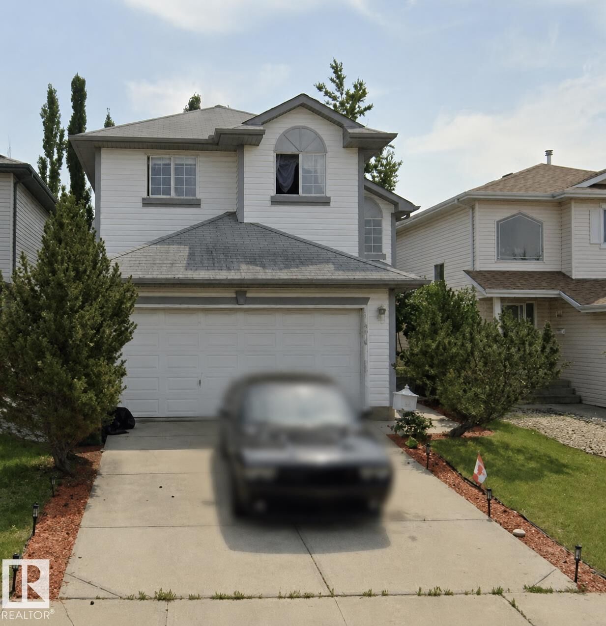 Property Photo:  4019 37 Avenue NW  AB T6L 7B2 