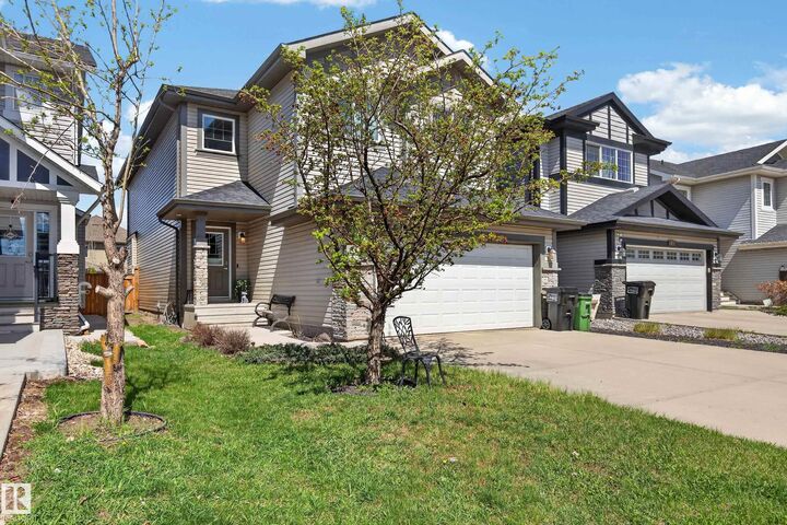 Property Photo:  3908 Agar Crest SW  AB T6W 2G3 