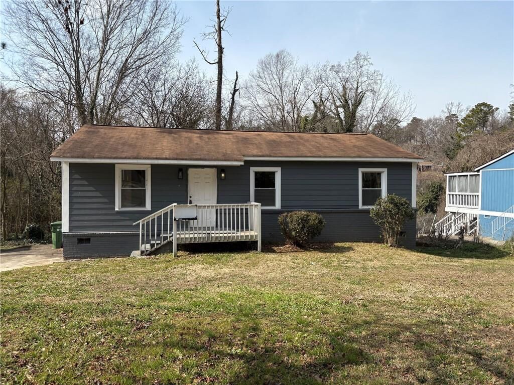 Property Photo:  2298 Swallow Circle SE  GA 30315 