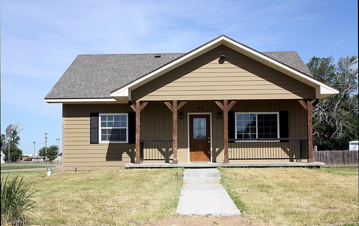 Property Photo: 309 Spruce KS 67868